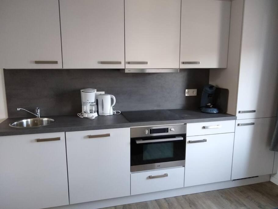 Zuidstraat 105,2 Apartment เวชต์คาเปลเล ภายนอก รูปภาพ